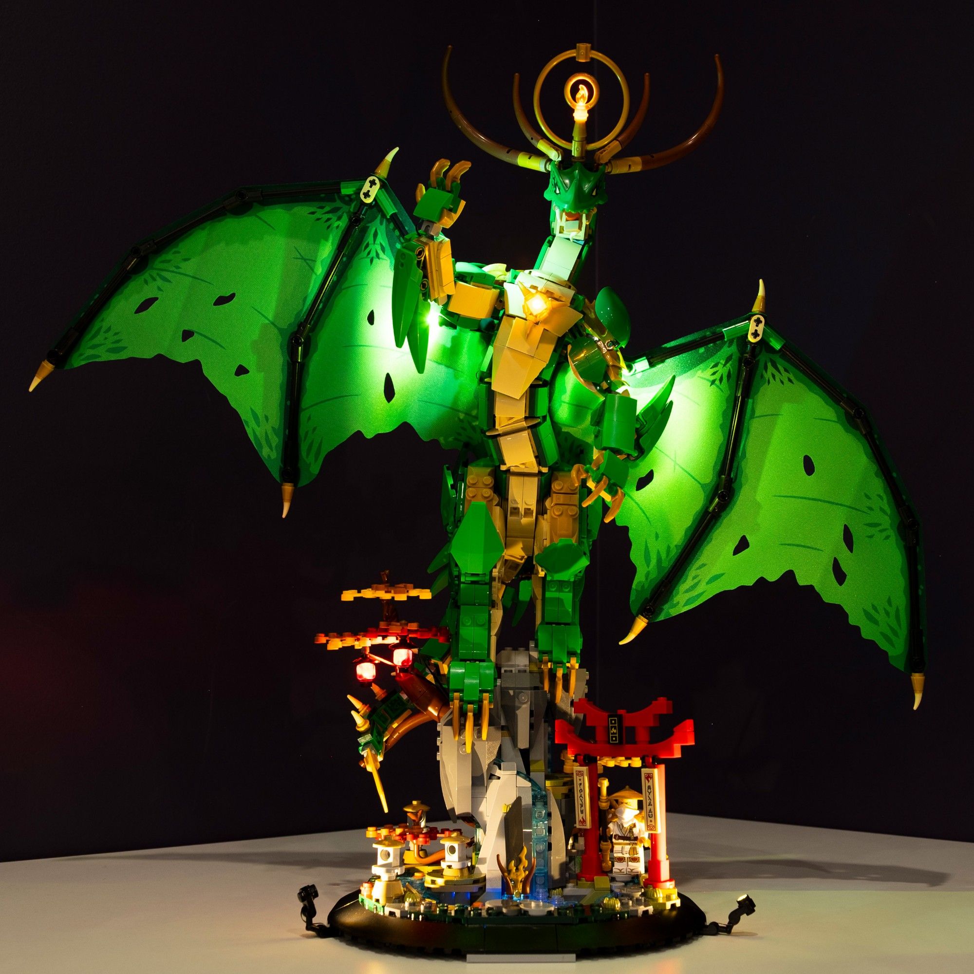 未開封 Dragon of Illumination ディスプレイセット LEGO® NINJAGO The Guardian Dragon #71847 DIY Light Bundle – Light