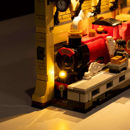 LEGO® Book Nook: Hogwarts™ Express #76450 DIY Light Bundle