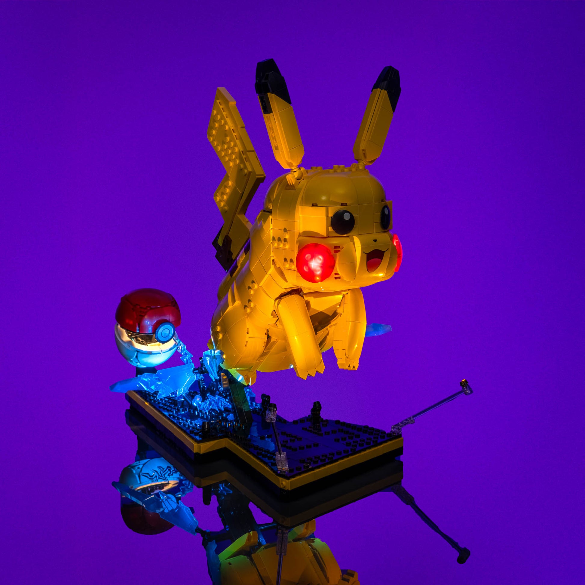 Pokémon Pikachu & Poké Ball 72152 Light Kit LED